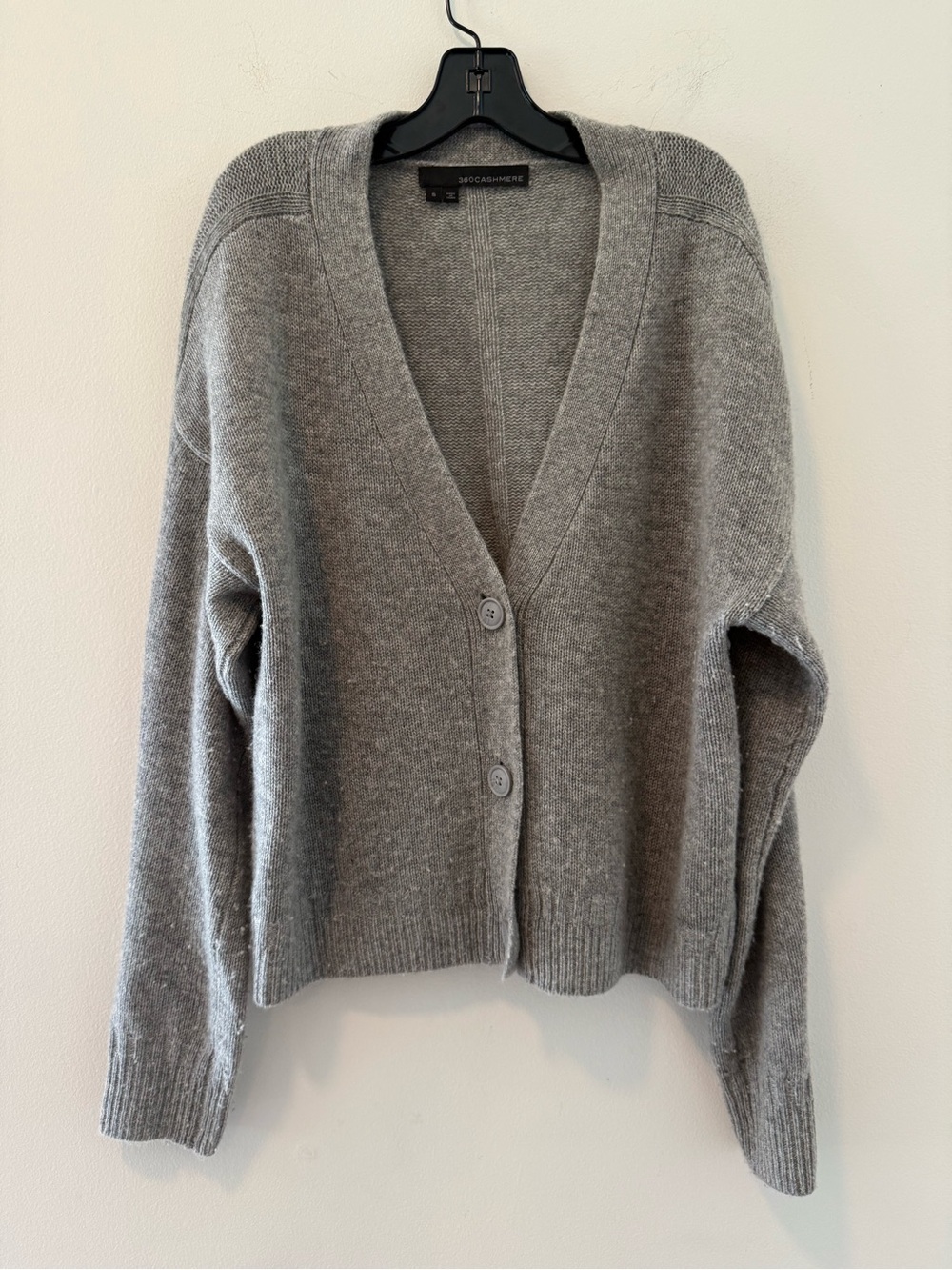 360Cashmere V-neck cardigan Size Small #Lux-R